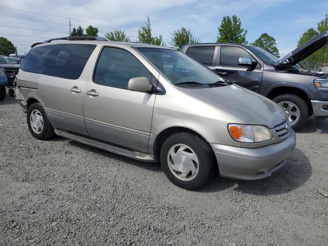 2001 Toyota Sienna le