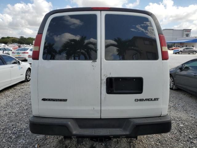 2004 Chevrolet Express G1500