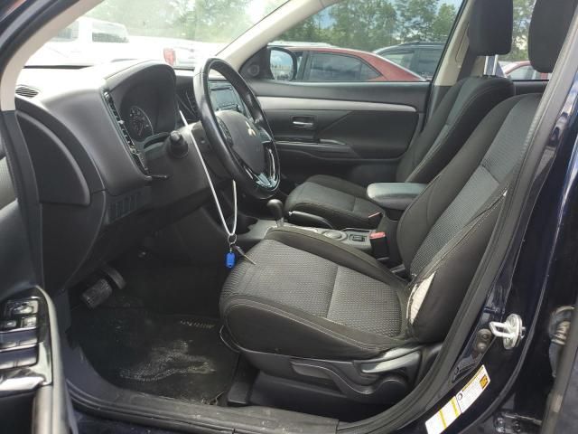 2016 Mitsubishi Outlander ES