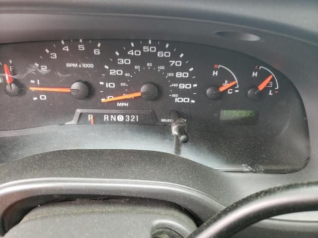 2006 Ford Econoline E350 Super Duty Cutaway Van