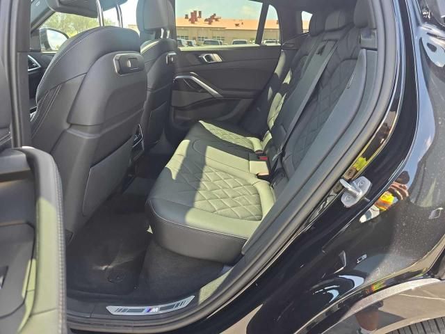 2025 BMW X6 XDRIVE40I