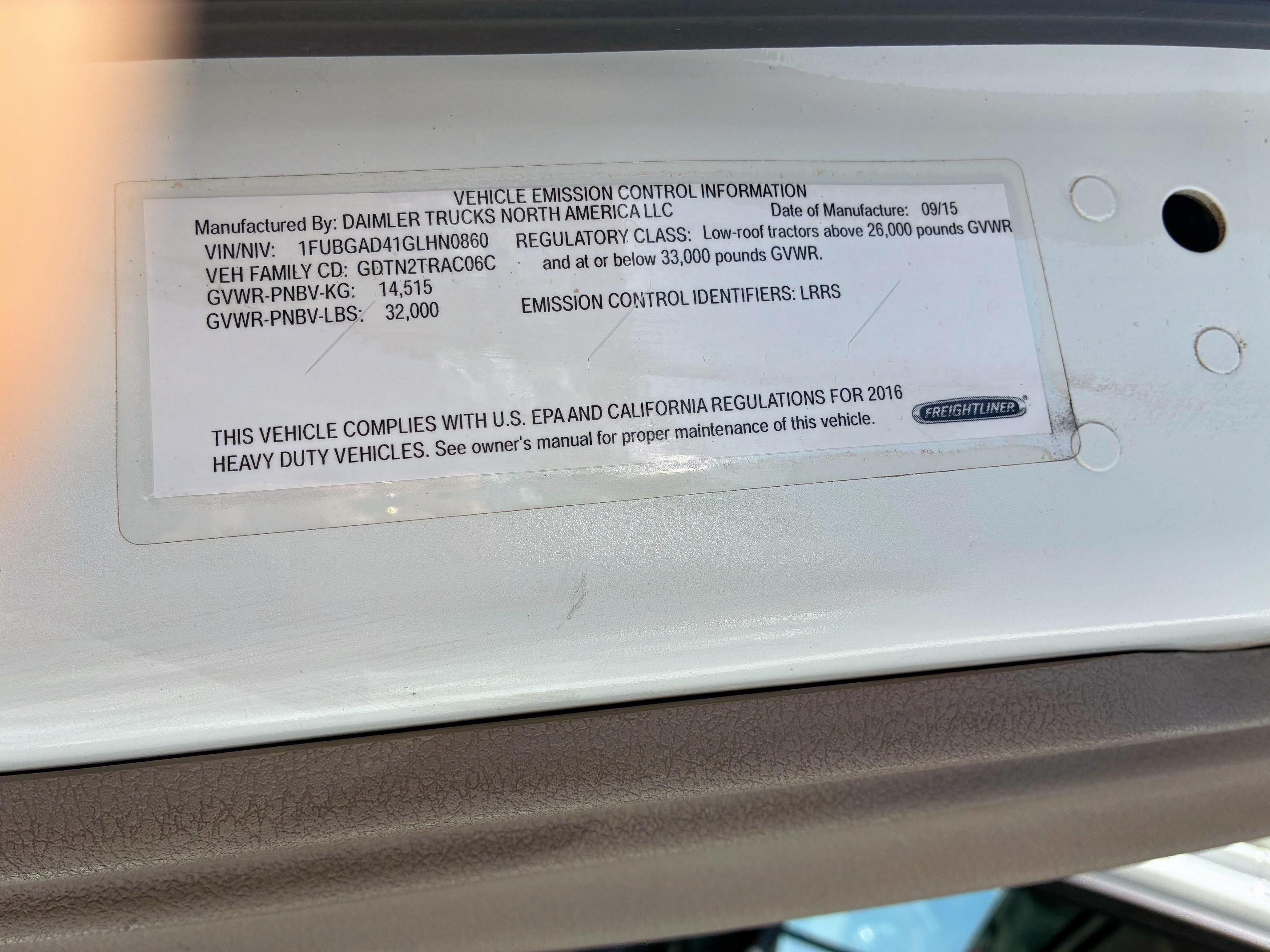 2016 Freightliner Cascadia 113