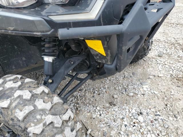2024 Can-Am Defender DPS Cab HD9