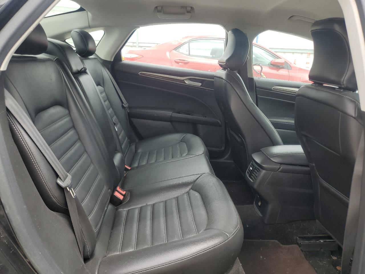 2015 Ford Fusion se