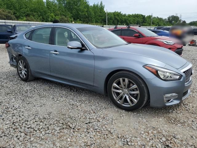 2018 Infiniti Q70 3.7 Luxe