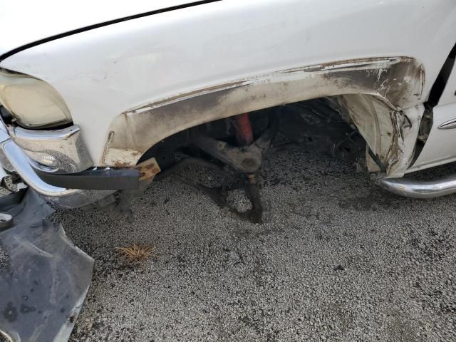 2003 GMC Sierra K2500 Heavy Duty