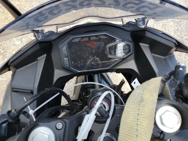 2025 Kawasaki EX500