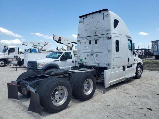2016 Freightliner Cascadia 125