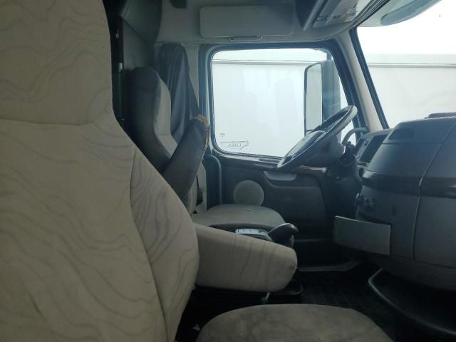 2016 Volvo VNL Semi Truck