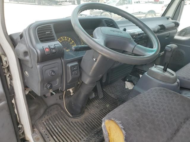 2007 Isuzu NPR
