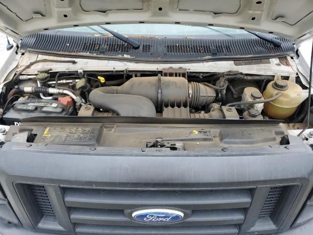 2014 Ford Econoline E250 Van