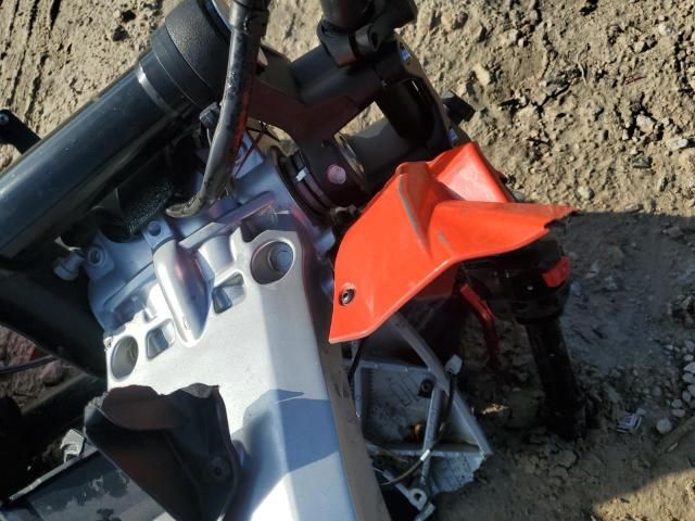 2021 Aprilia Tuono 660