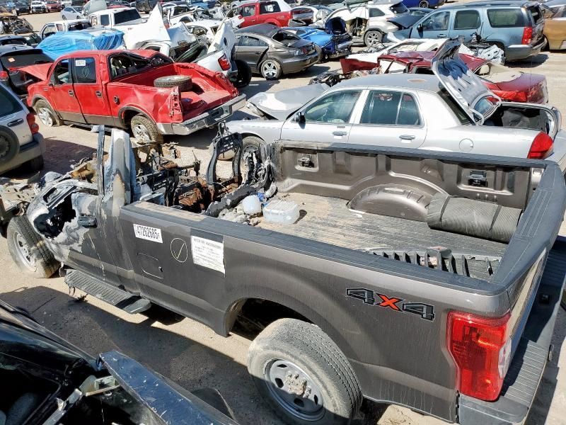 2022 Ford F350 Super Duty