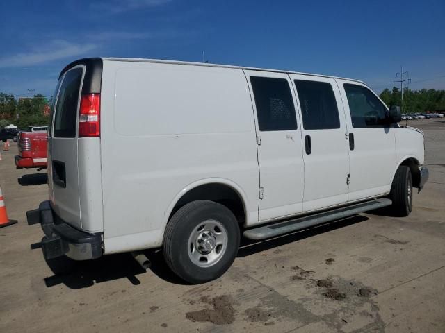 2022 Chevrolet Express G2500