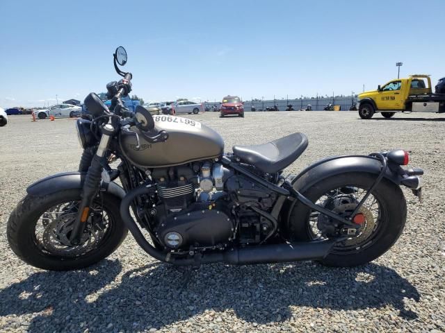 2020 Triumph Bonneville Bobber Black