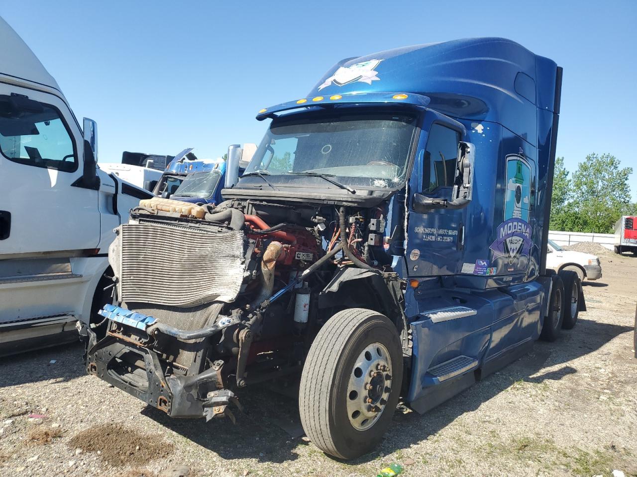 2020 International LT625 Semi Truck