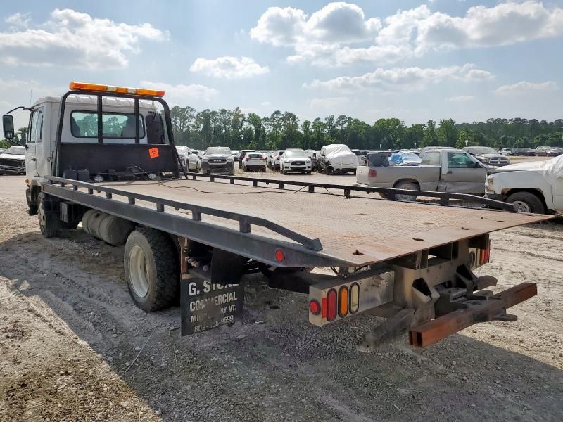 2009 Nissan Diesel UD2000