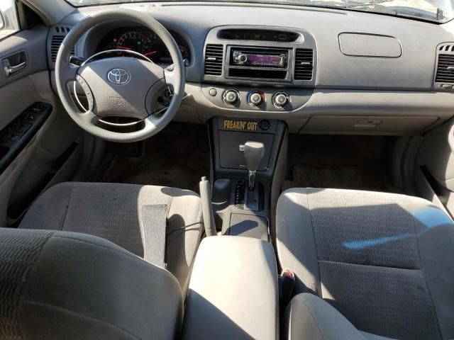 2005 Toyota Camry LE