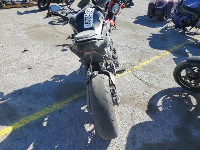 2023 Kawasaki ZR900 F