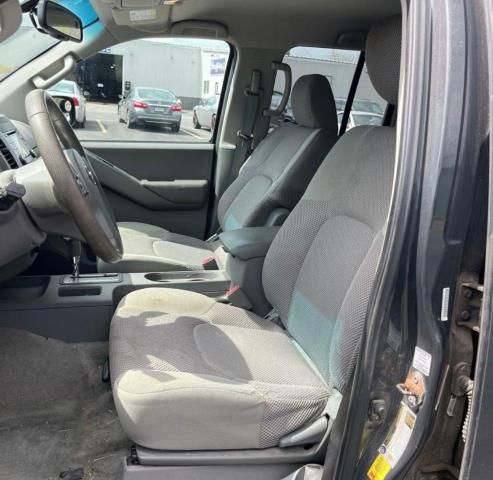 2013 Nissan Frontier S