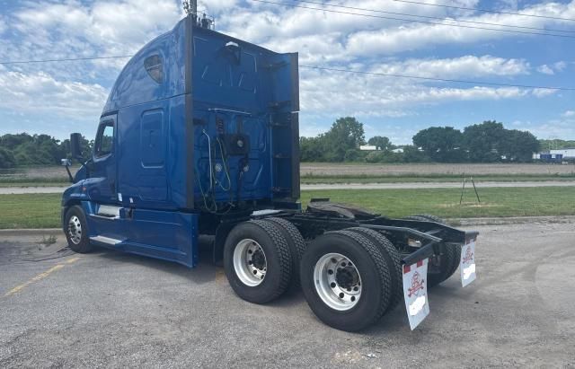 2017 Freightliner Cascadia 125