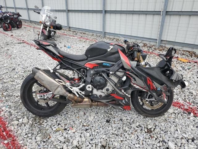 2024 BMW S 1000 RR