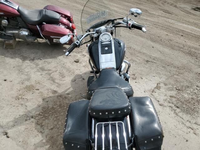 2005 Suzuki C90