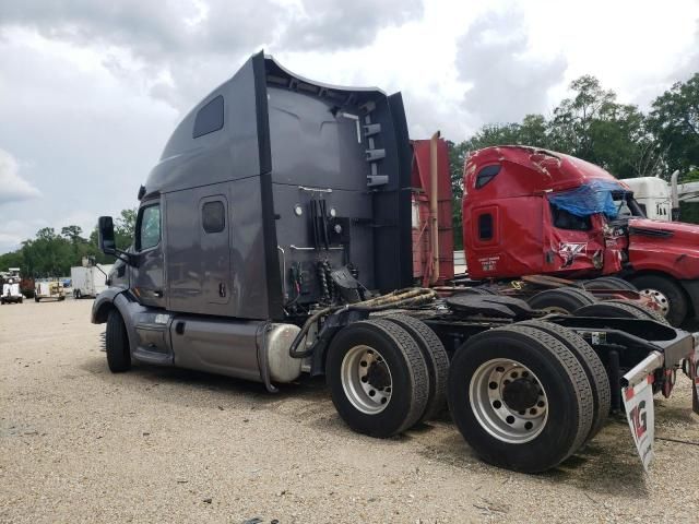 2020 Peterbilt 579 Semi Truck