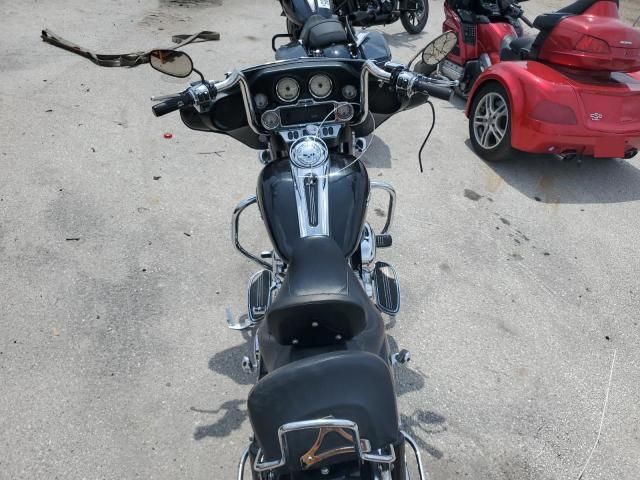 2010 Harley-Davidson Flhx