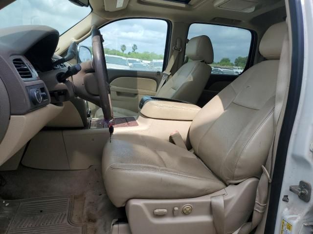 2013 Chevrolet Avalanche LTZ