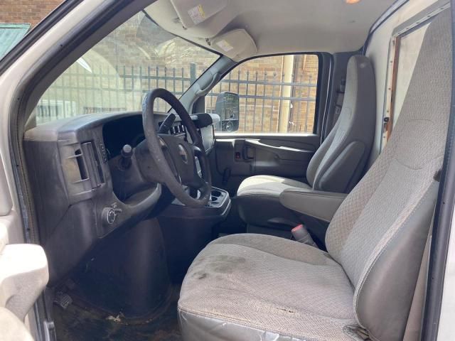 2012 GMC Savana Cutaway G3500