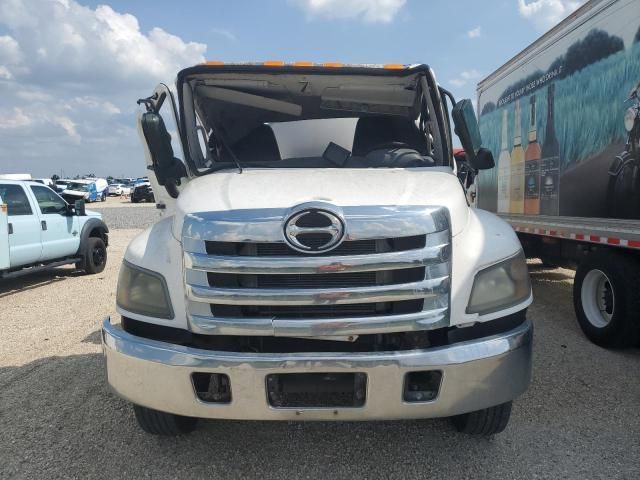 2019 Hino OIL Distributor Truck
