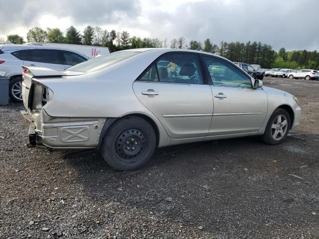 2004 Toyota Camry LE