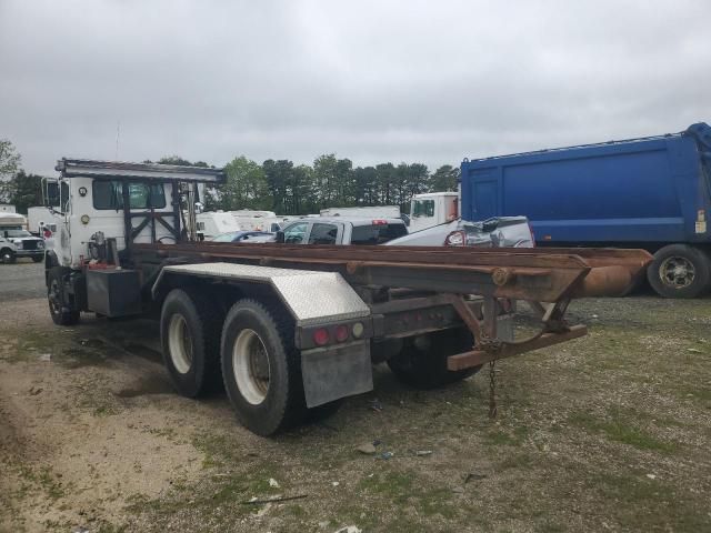 1997 Mack DM688S ROLL-OFF Container Truck