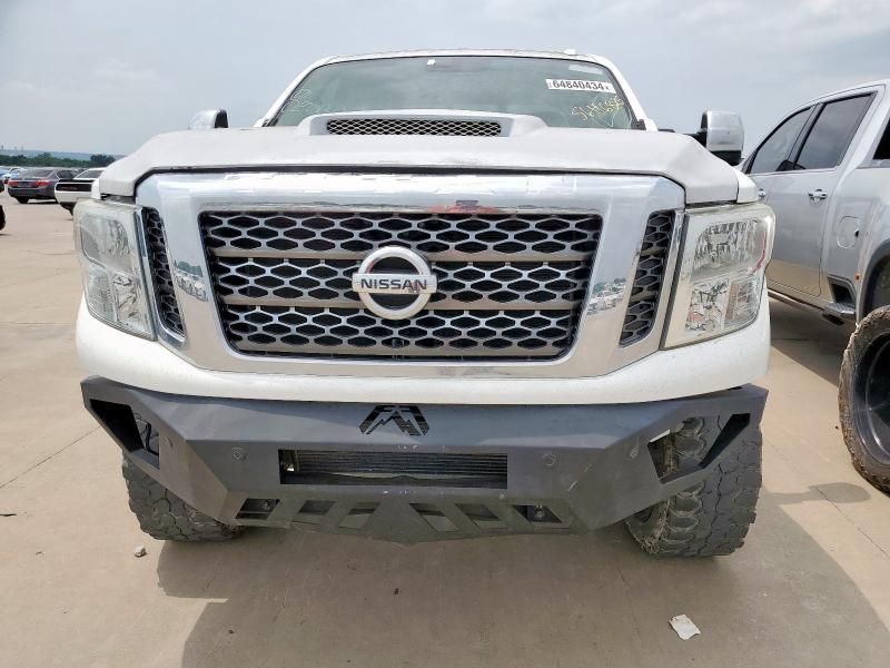 2016 Nissan Titan XD SL