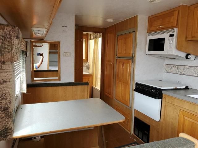 2000 Skyline Nomad Mobile Office
