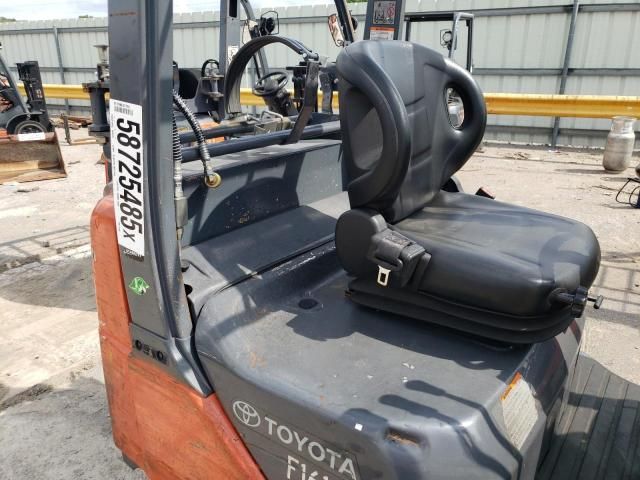 2014 Toyota Fork Lift