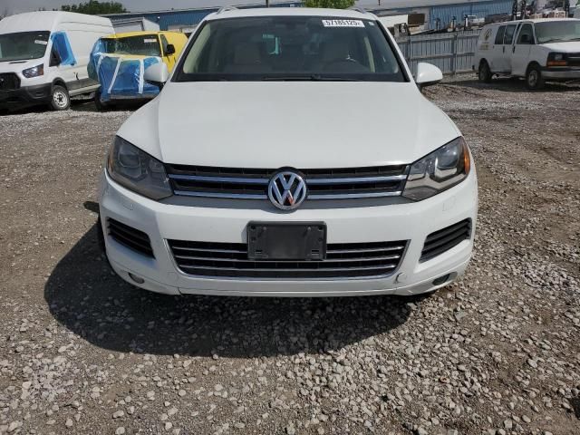 2014 Volkswagen Touareg V6