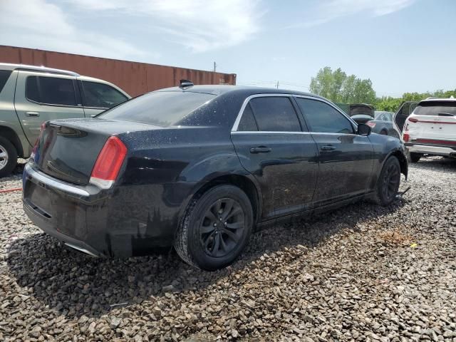 2018 Chrysler 300 Touring