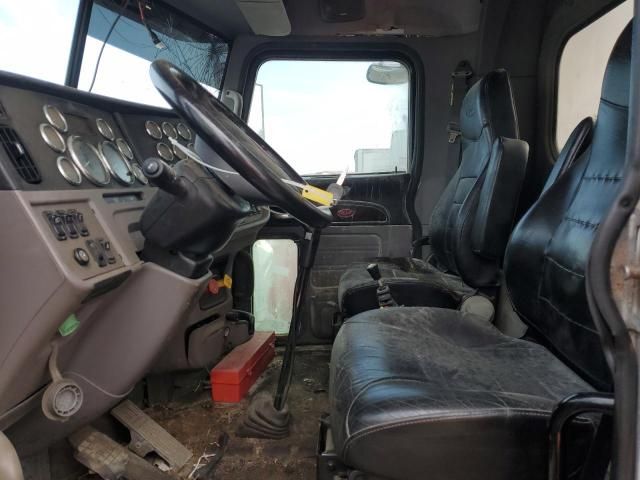 2020 Peterbilt 389