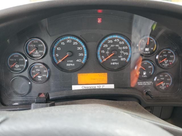 2010 Ic Corporation 3000 CE