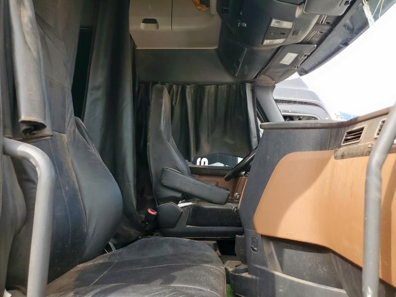 2021 Freightliner Cascadia 126 Semi Truck