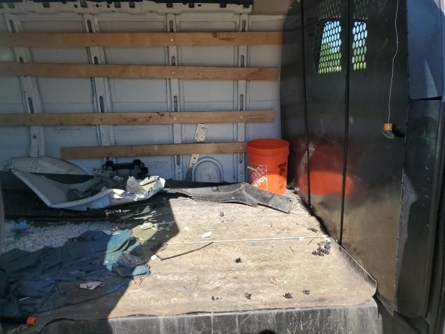 2022 Chevrolet Express G2500