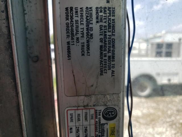 2006 Freightliner Mt55 Delivery van