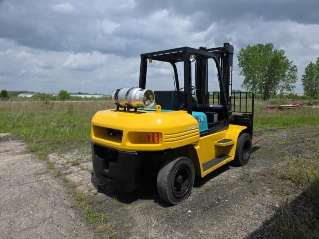 2000 Komatsu FG70