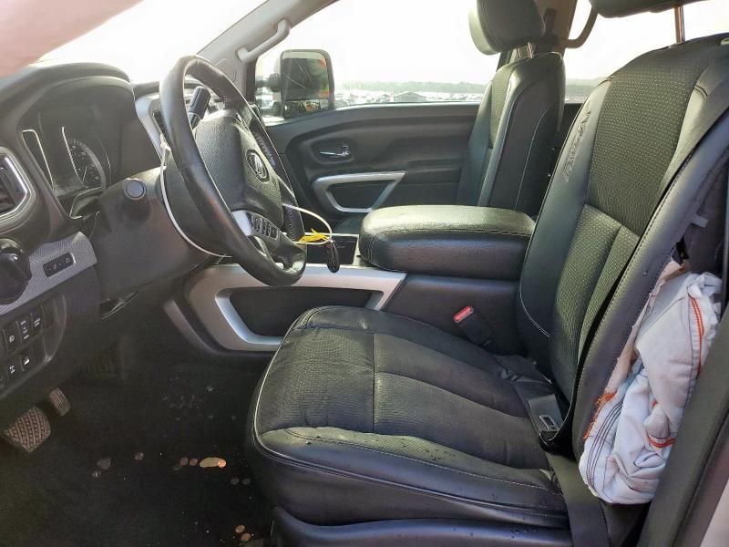 2016 Nissan Titan XD SL