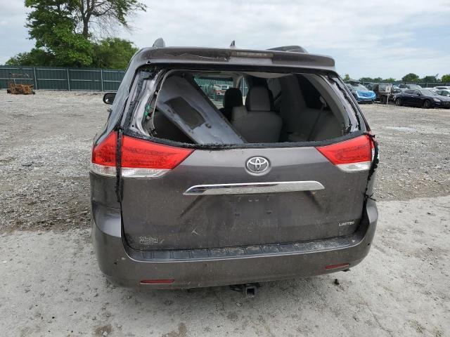 2011 Toyota Sienna xle