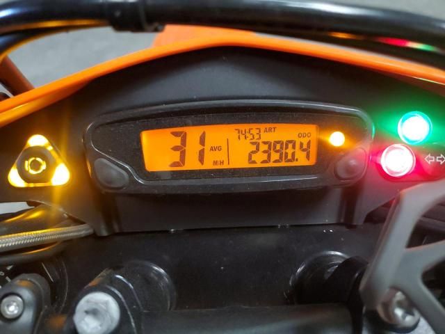 2023 KTM 690 SMC R