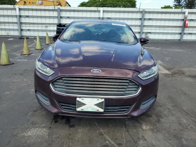 2013 Ford Fusion SE