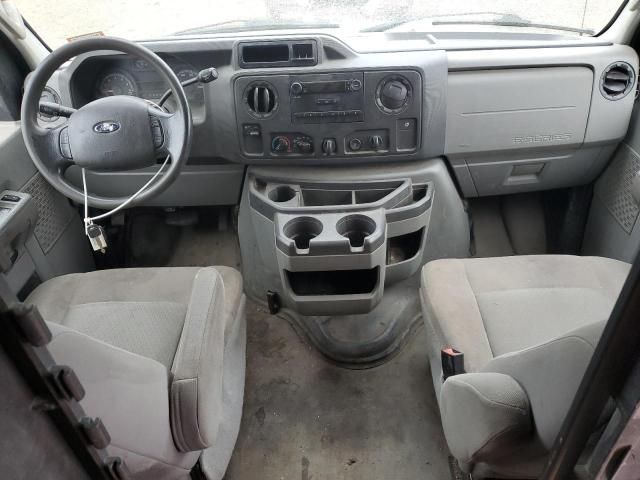 2013 Ford Econoline E350 Super Duty Van
